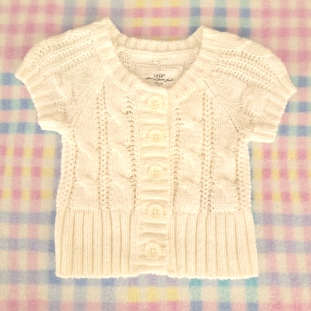 H & M ♡ Vintage Little White Baby Girl Cable Knit S|S Button Up Sweater 2-4M